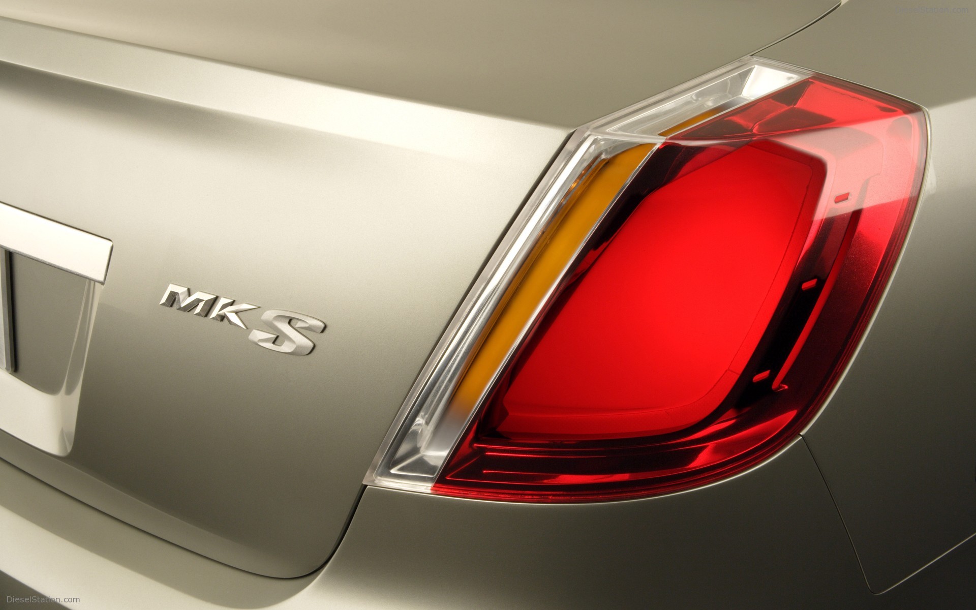 Lincoln MKS Concept